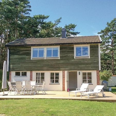 Gorgeous Home In Borrby With Wifi Экстерьер фото