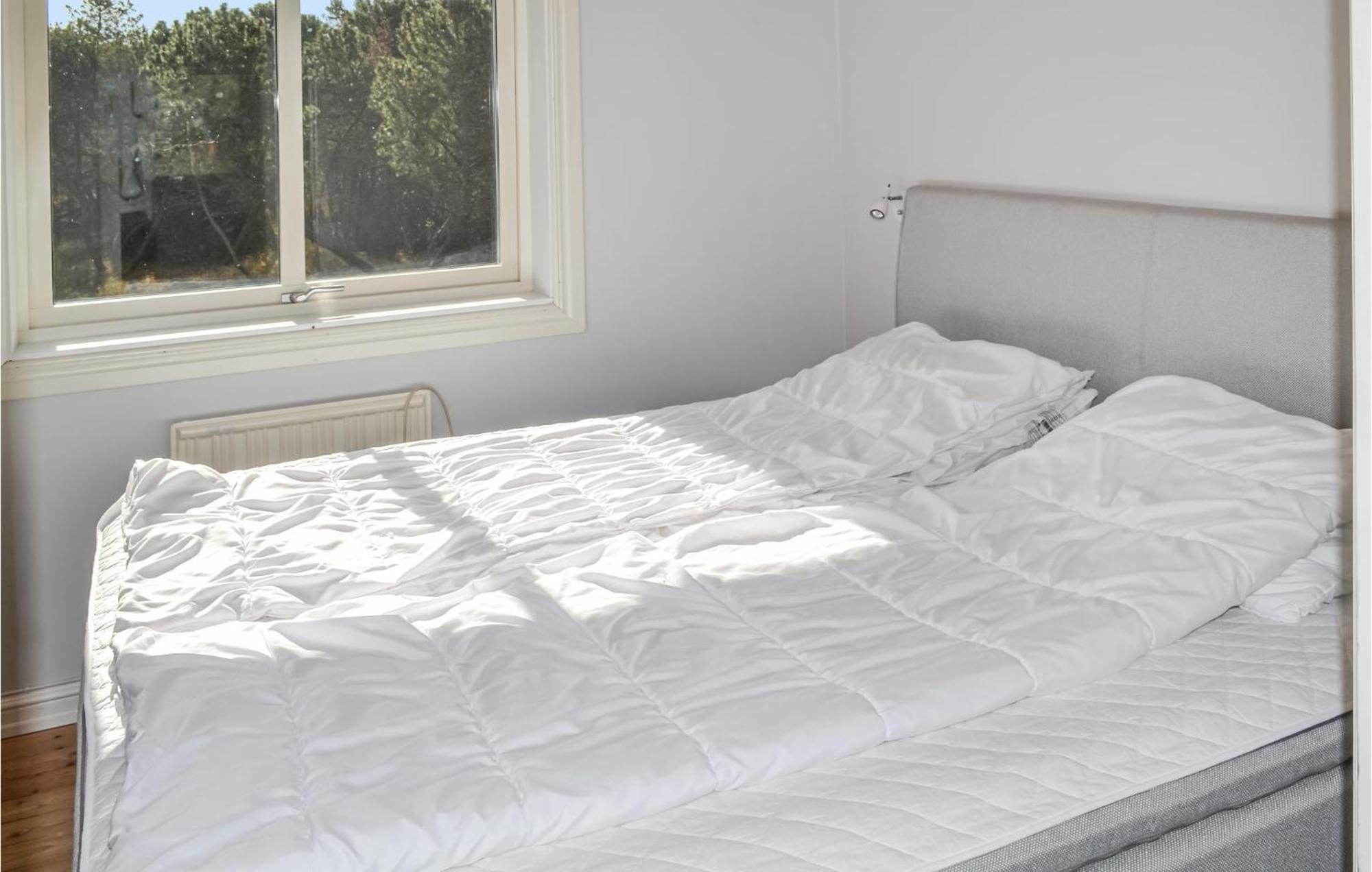 Gorgeous Home In Borrby With Wifi Экстерьер фото