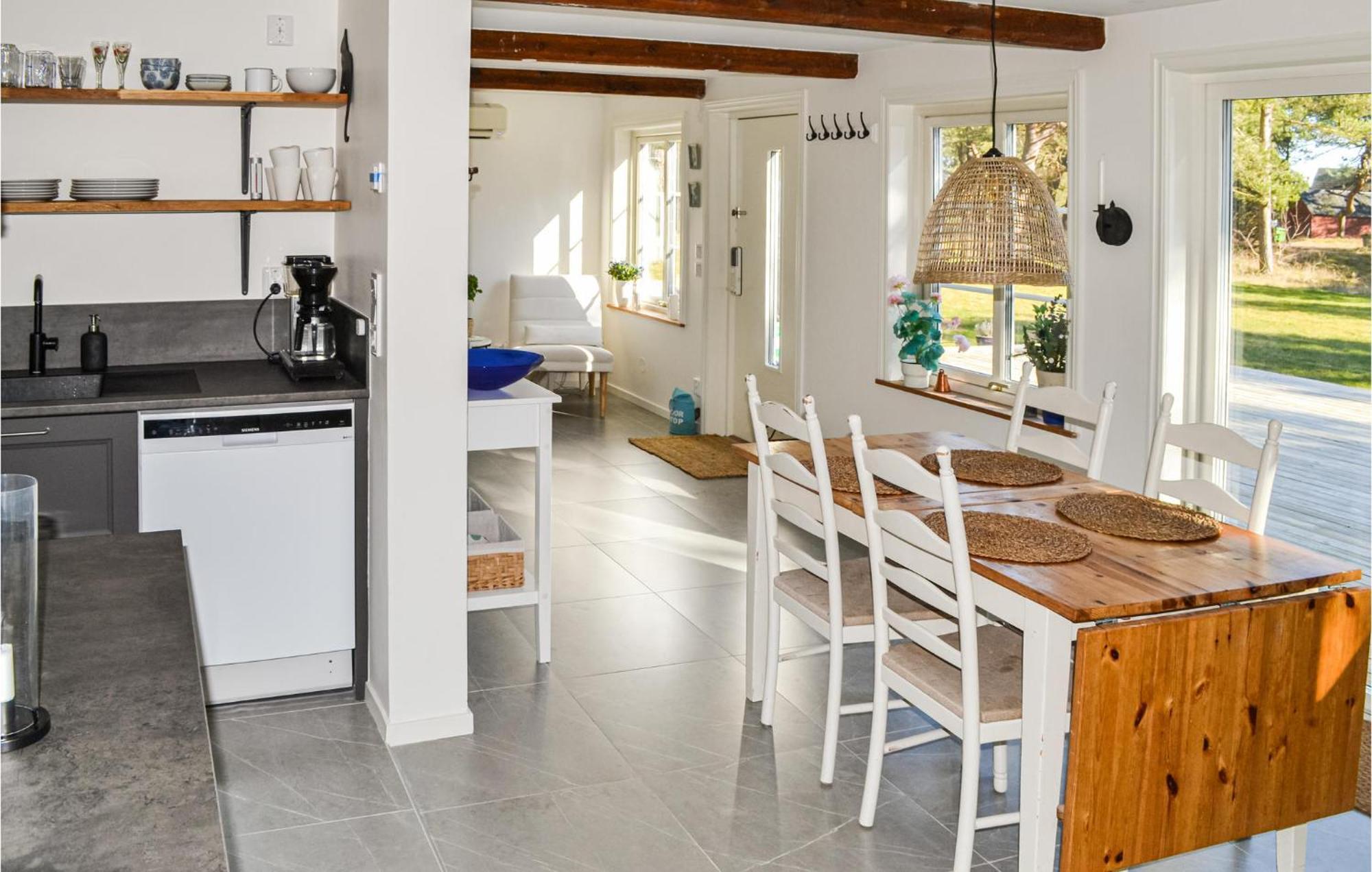 Gorgeous Home In Borrby With Wifi Экстерьер фото