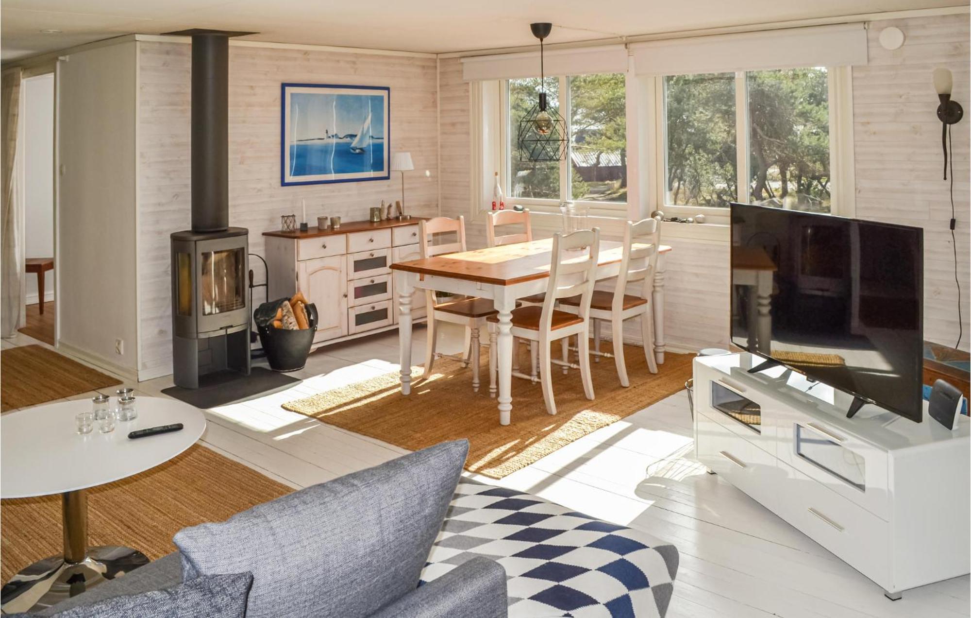 Gorgeous Home In Borrby With Wifi Экстерьер фото